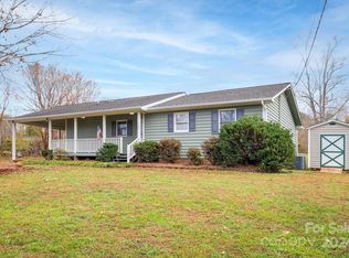 105 Pinto Ln, Morganton, NC 28655