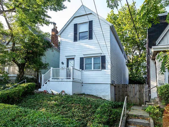 527 Riddle Rd, Cincinnati, OH 45220