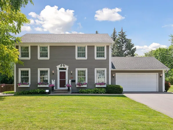 6121 Wilryan Ave, Edina, MN 55436