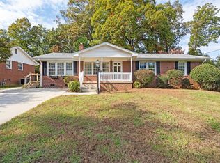 32 Bristol Dr, Taylors, SC 29687