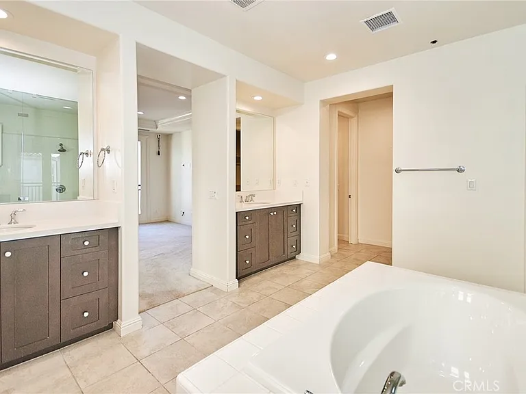 115 Mesa Verde Ln — Photo 43