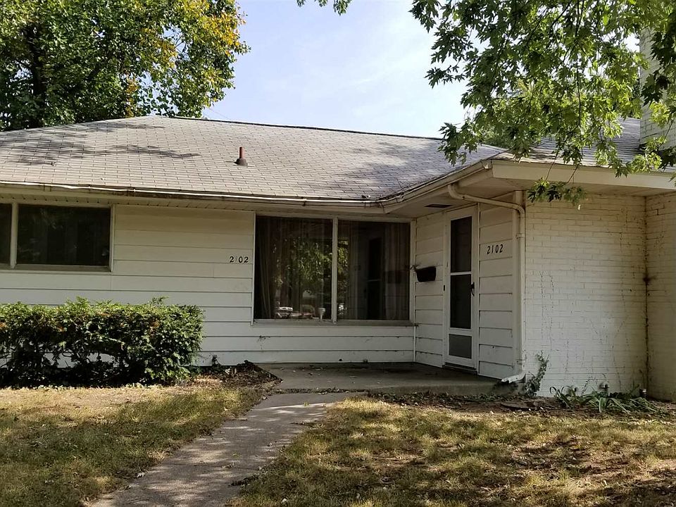 1st image of 2102 Hawthorne Dr