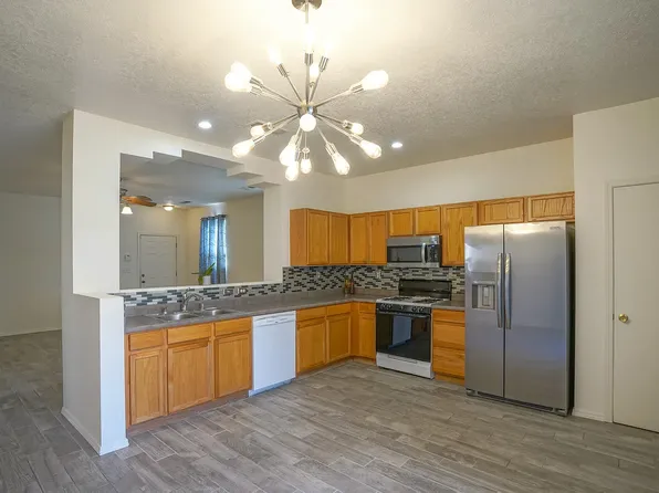 723 Seaborn Dr SW, Albuquerque, NM 87121