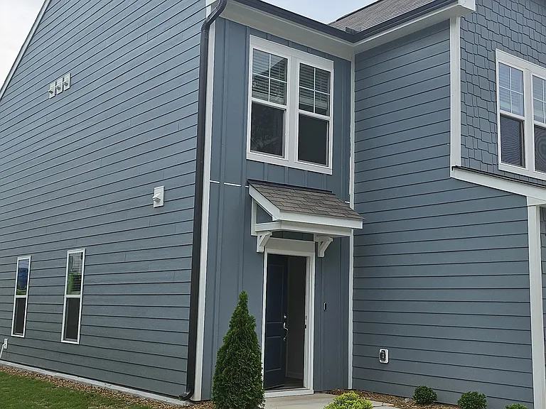 857 McKenzie Park Ter — Photo 2