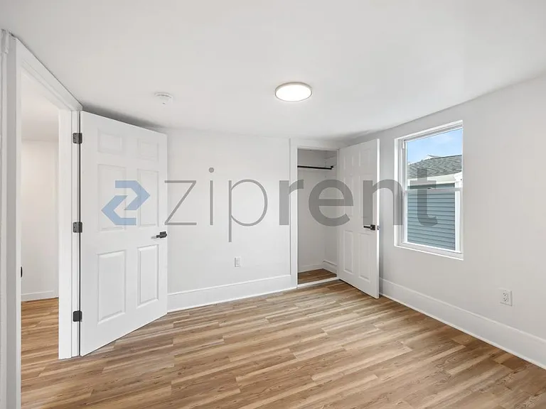 19 Oliver St #19 — Photo 16