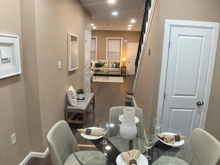2060 E Orleans St — Photo 4