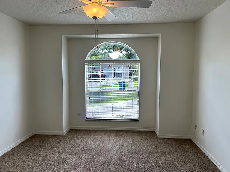 4401 Longshore Dr — Photo 13