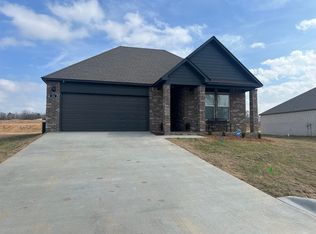 24 Plantation Dr, Mayflower, AR 72106
