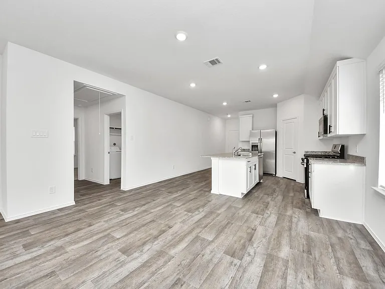 31426 Harp Ridge Dr — Photo 19