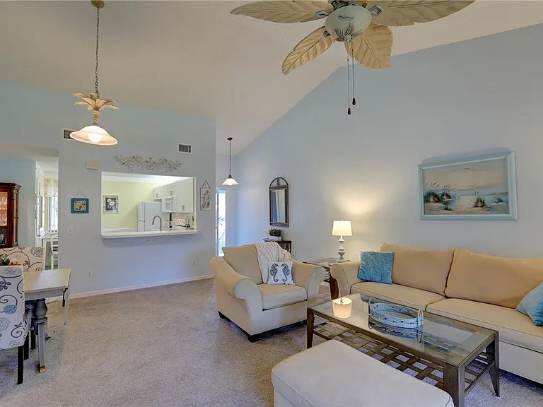 9635 Riverside Dr #4 — Photo 12