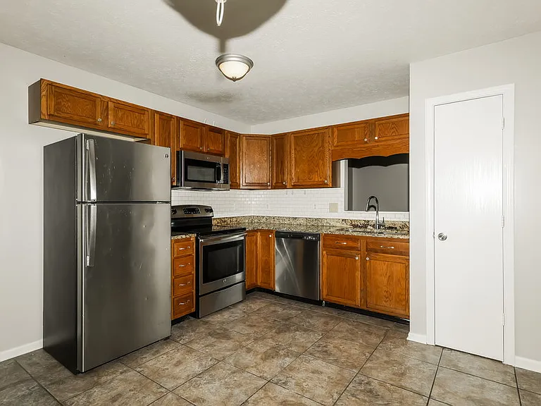 11150 Fall Dr — Photo 6