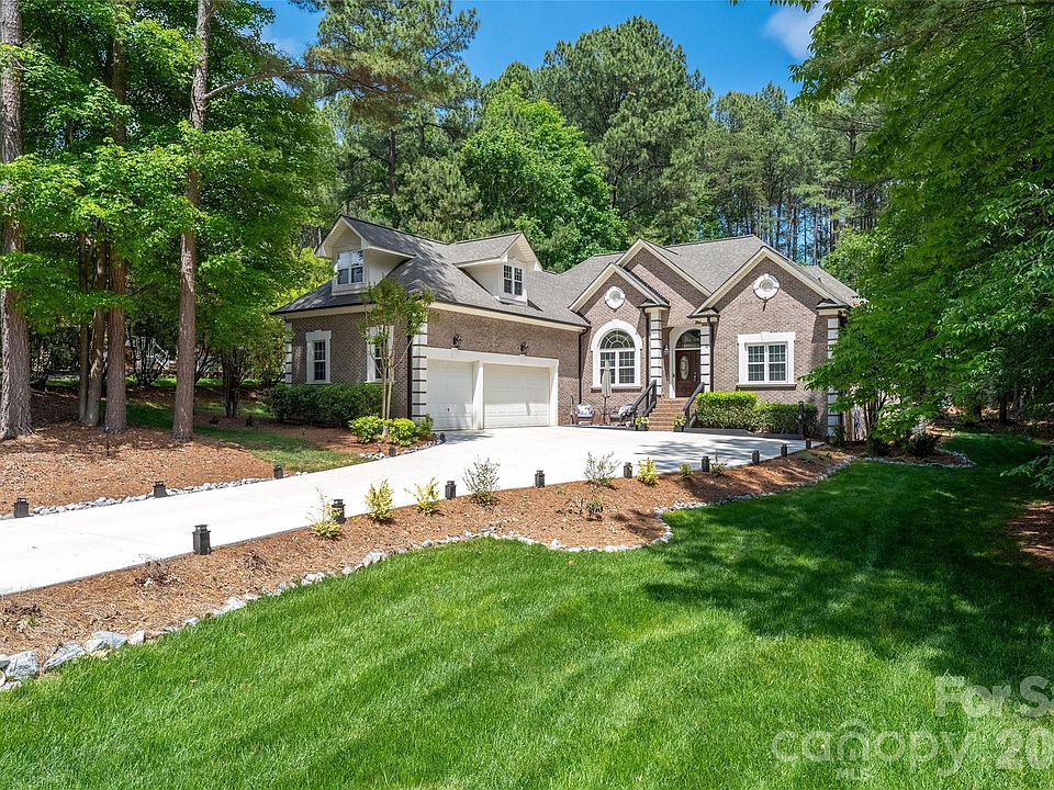 1st image of 353 Marietta Rd