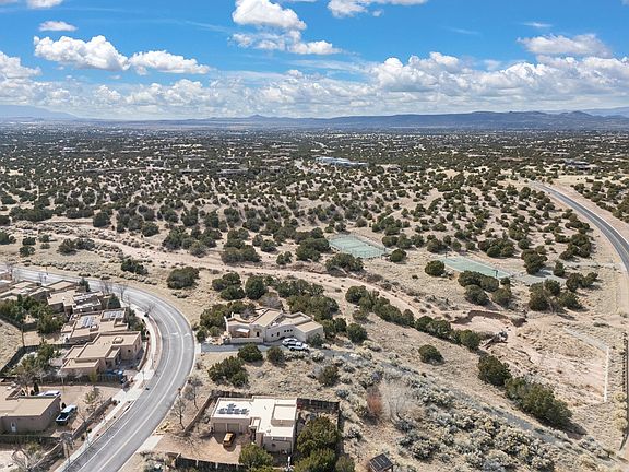 4th image of 147 Avenida Frijoles