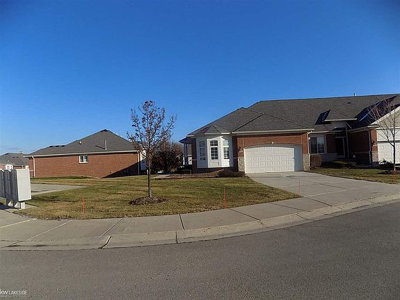 3rd image of 49300 Village Pointe Dr #128