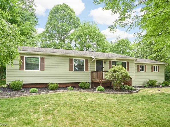 2808 Lynne Rd, Akron, OH 44312