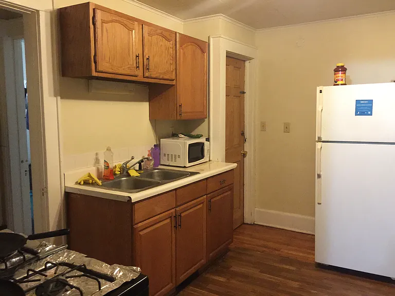 559 Columbus Ave #2 — Photo 8