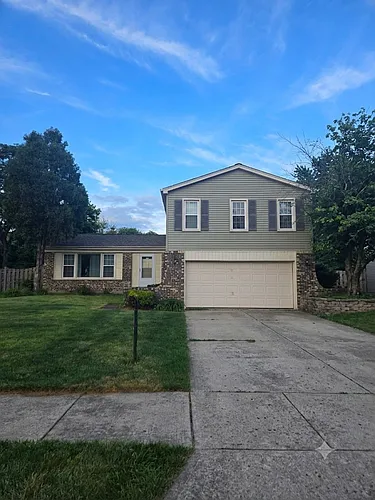 5S735 Park Meadow Dr Photo 1