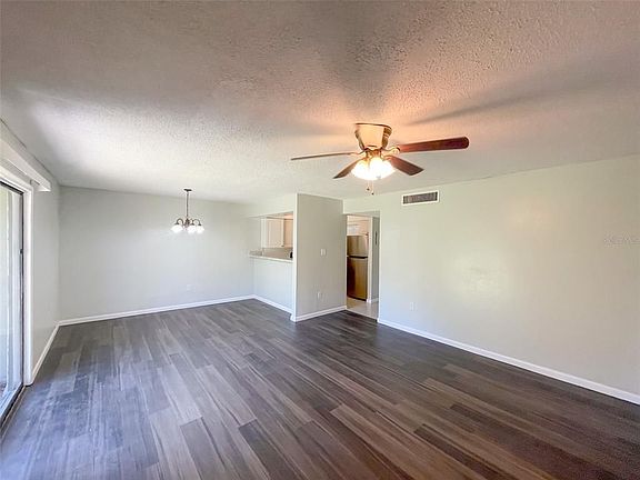 5th image of 269 Scottsdale Sq #269