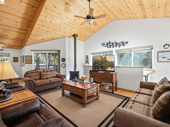 3rd image of 22437 E Rhine River Dr