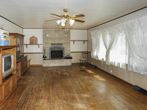 59179 long lake road-105