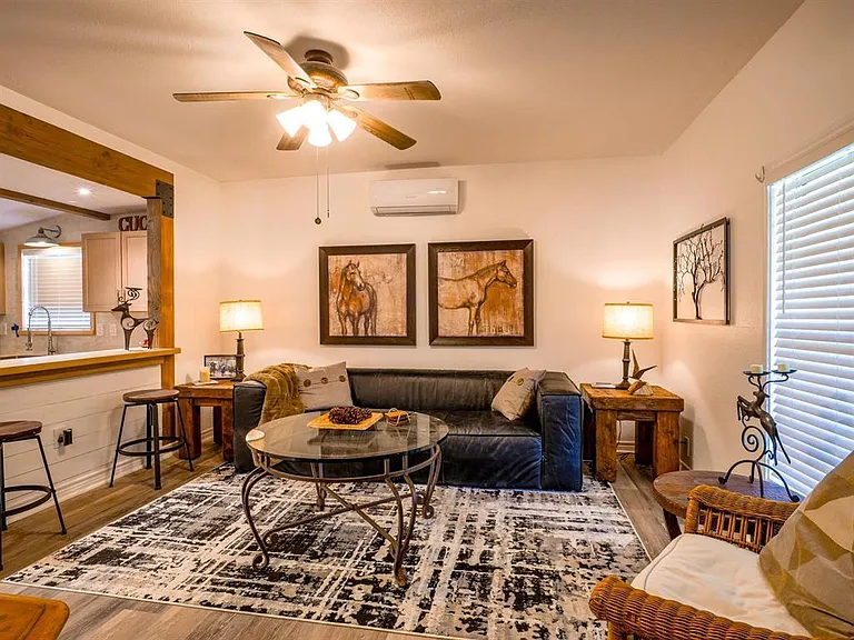 103 N Avenue Q — Photo 6