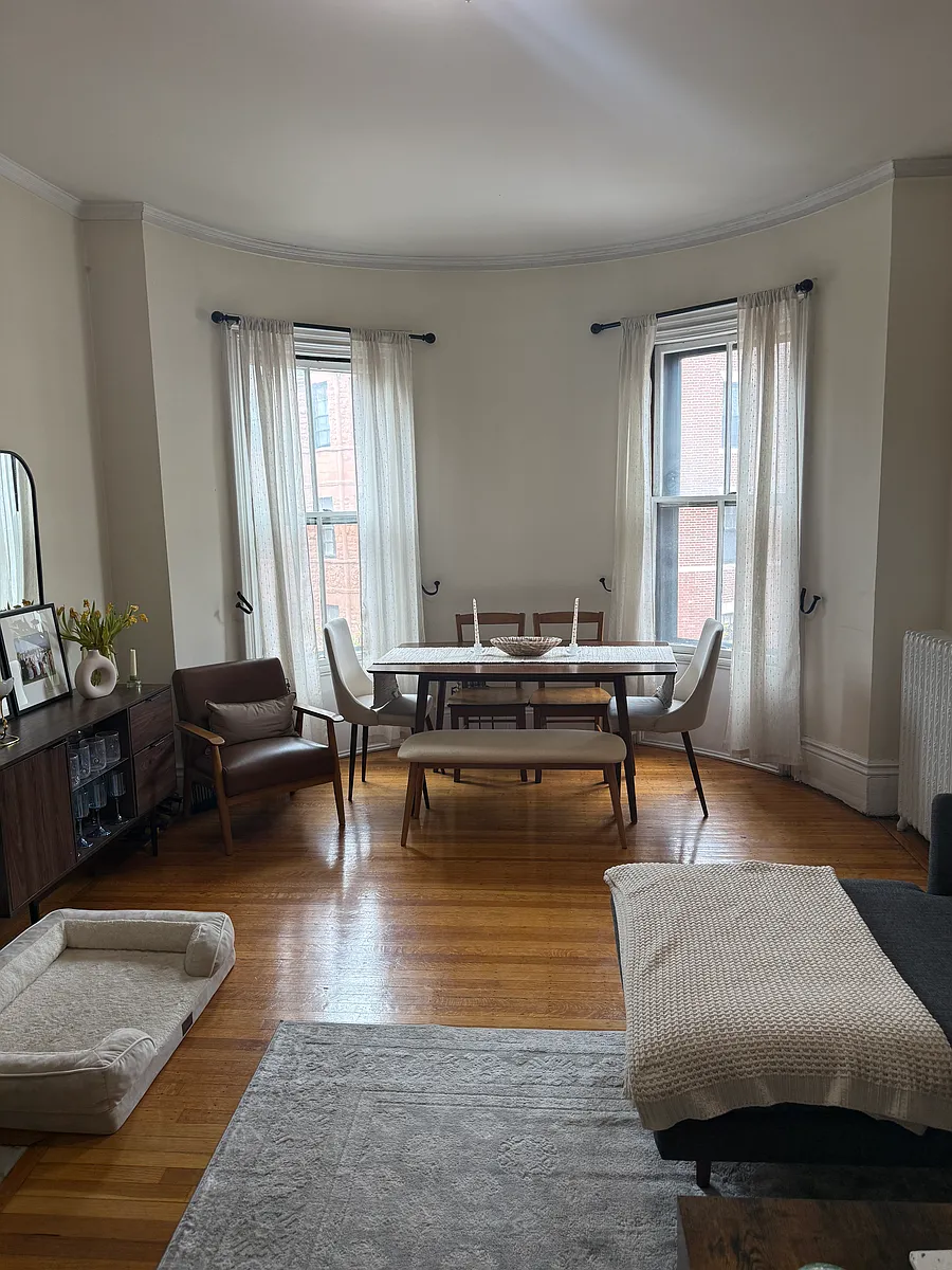 Building Photo - 4 Brimmer St #3A