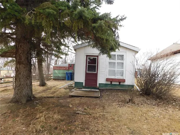 214 2nd STREET E, Lafleche, SK S0H 3R0