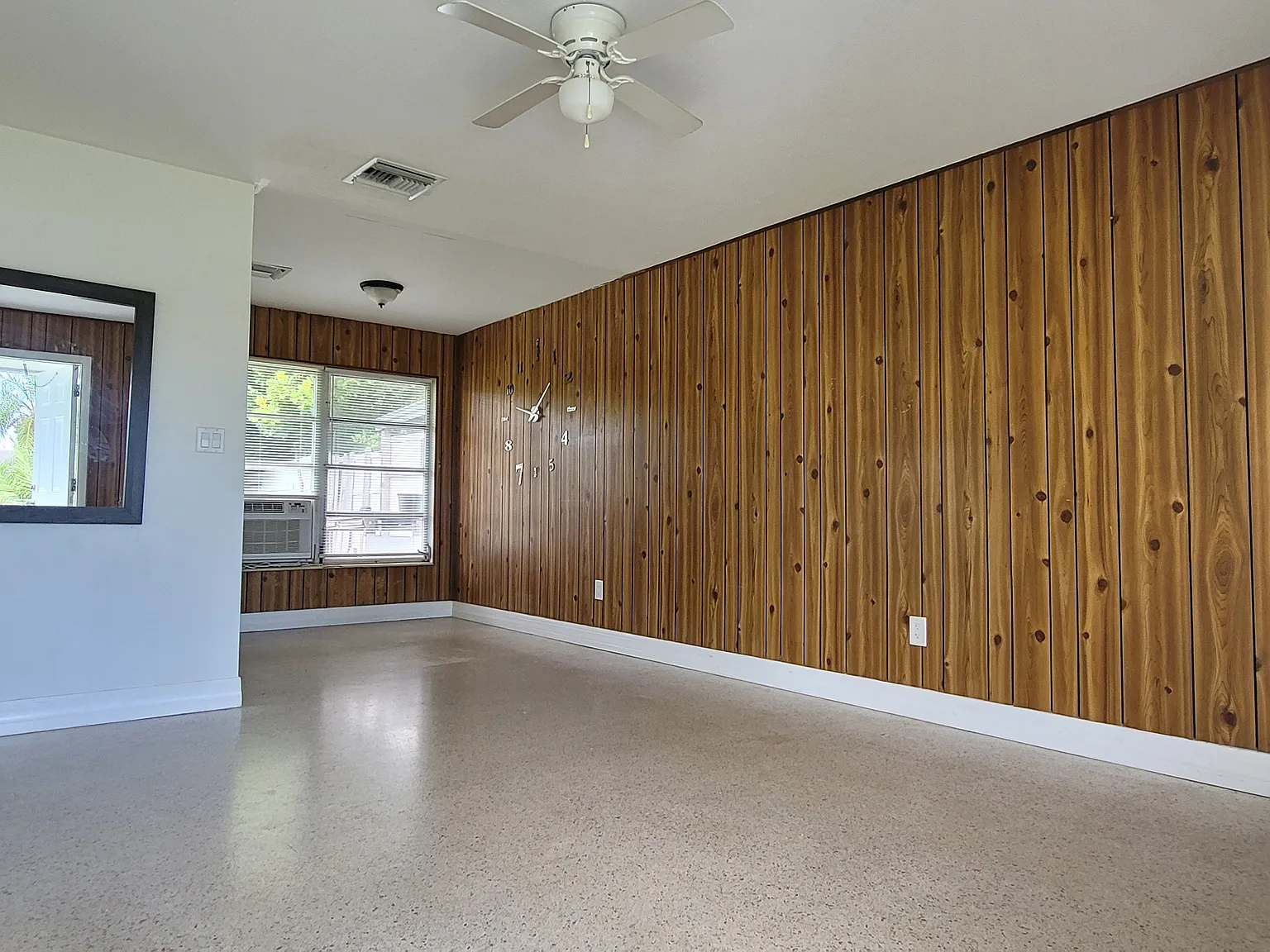 1 bed, 644 sqft, $1,100 — Photo 2
