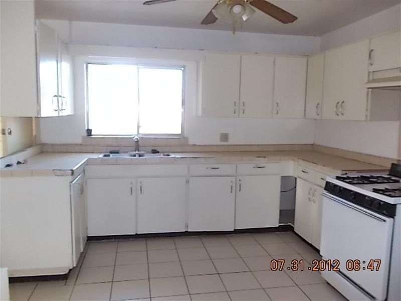 2nd image of 9432 Corralitos Ave Unit 1