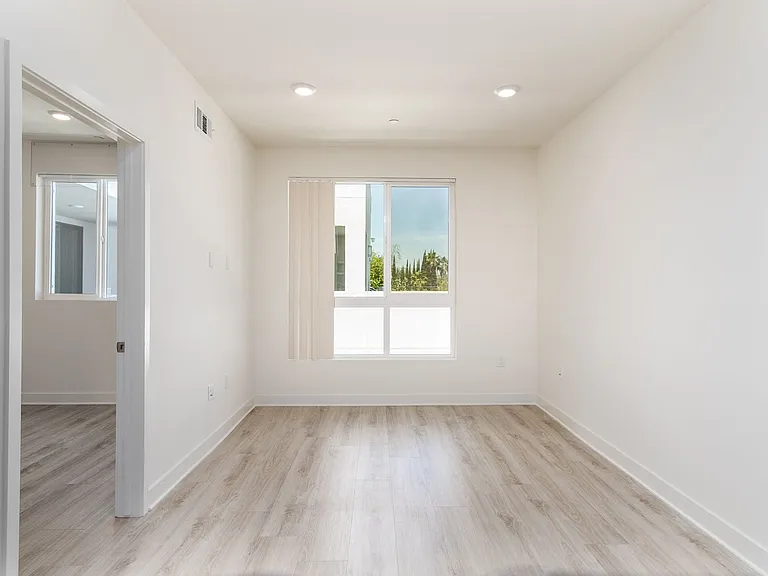 Welcome to Soul Noho. Now Leasing! — Photo 26
