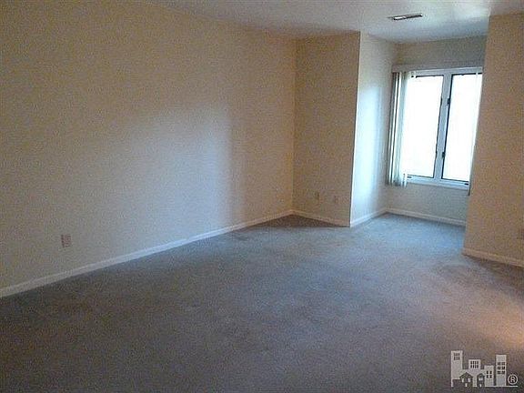 4th image of 304 Saint Annes Moor Ct