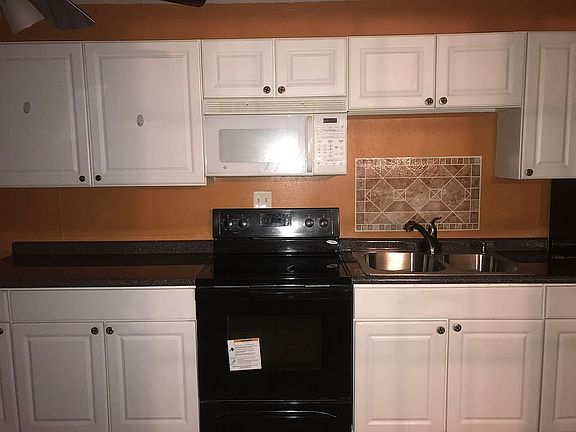 5th image of 3802 Lynhaven Dr