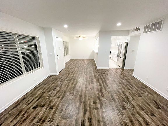 3rd image of 5317 Denny Ave #51-105