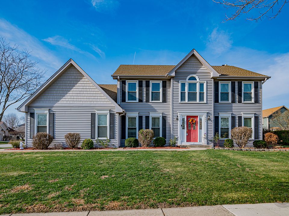 1st image of 601 Waterbury Dr