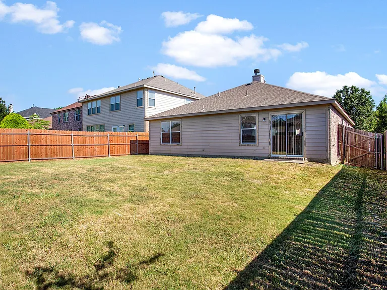1116 Piedmont Dr — Photo 19