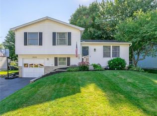 3222 Woods Edge, Walworth, NY 14568