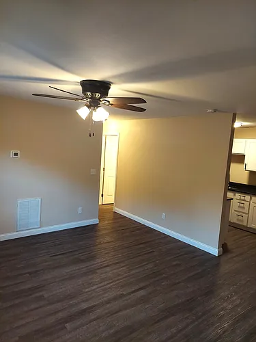 52 Westwood Dr Photo 1