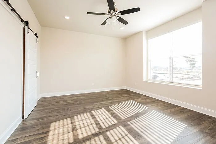 2516 Elmcroft Ave #2516EA — Photo 15