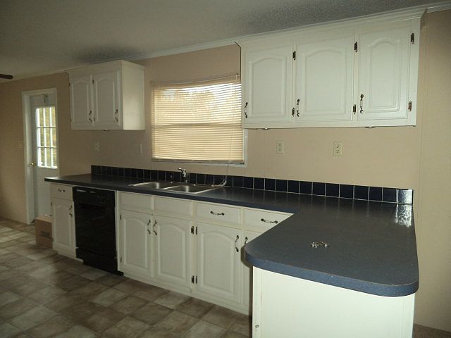 2nd image of 5039 Weaver Rd