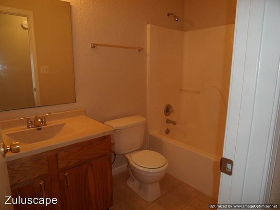 5th image of 3326 Blue Ash Ln
