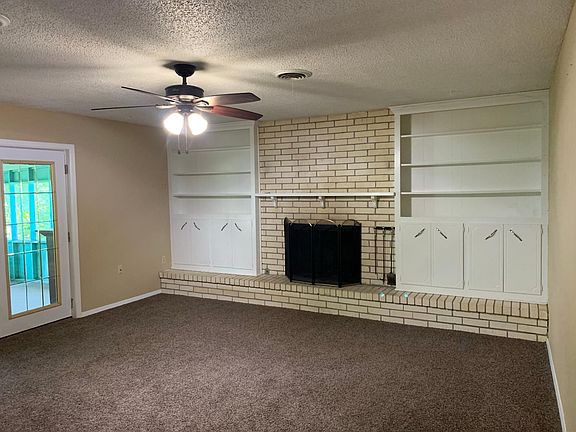 4th image of 6211 NW Cedarwood Dr
