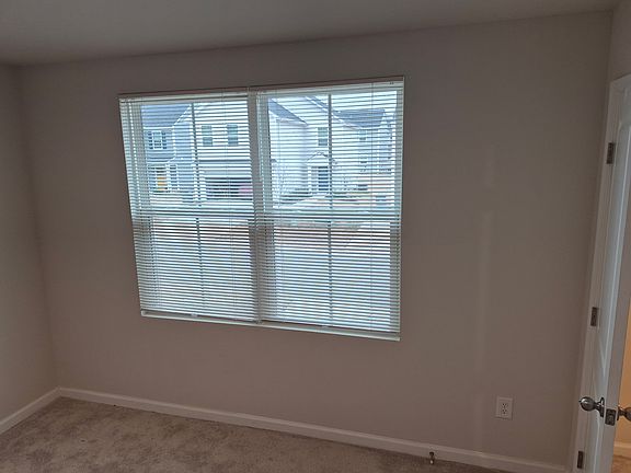 4th image of 417 Harmony Hill Trl