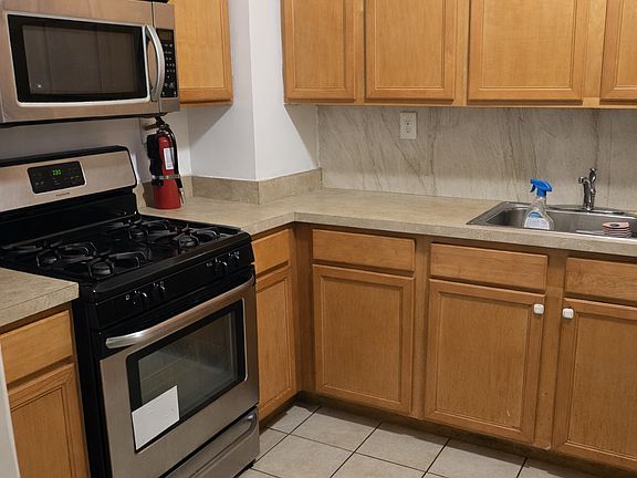 2nd image of 3544 Ely Ave Unit 2