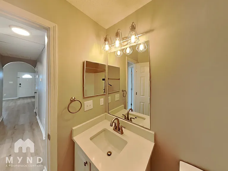 1848 Mission Oaks St — Photo 17