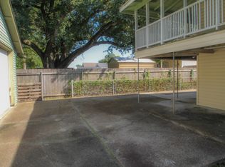 944 Oak Ave, Westwego, LA 70094