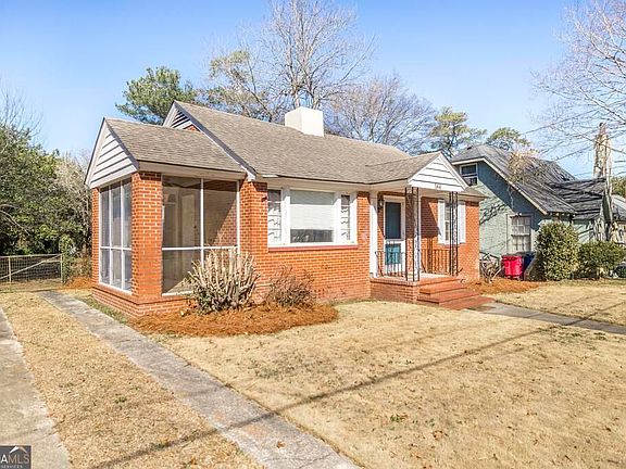 5th image of 144 Desoto Pl