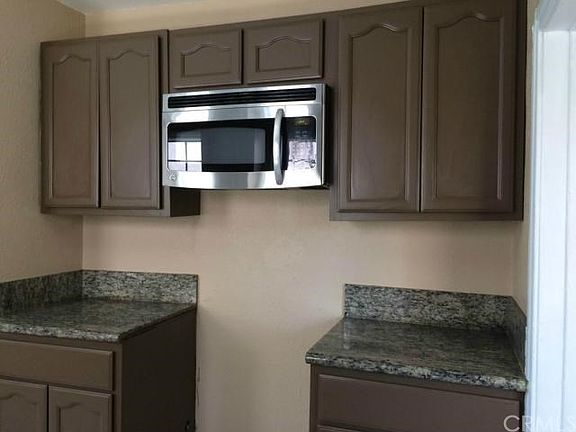 Microwave and stove space