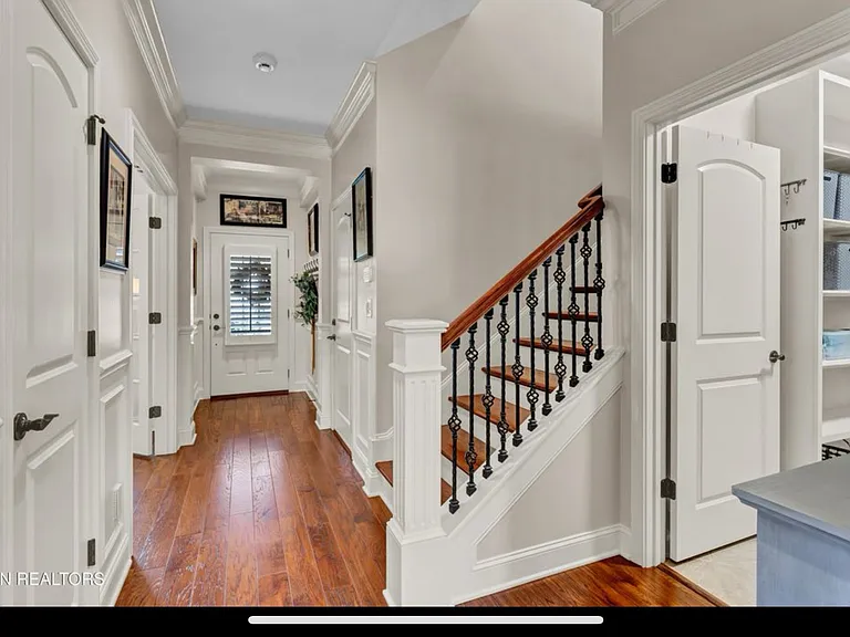 437 Chapel Grove Ln — Photo 10