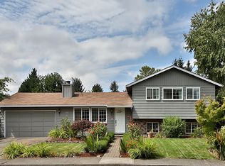 2127 SE 54th Ave, Hillsboro, OR 97123