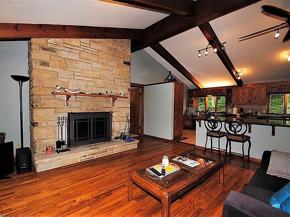 2nd image of 7290 Ober Ln